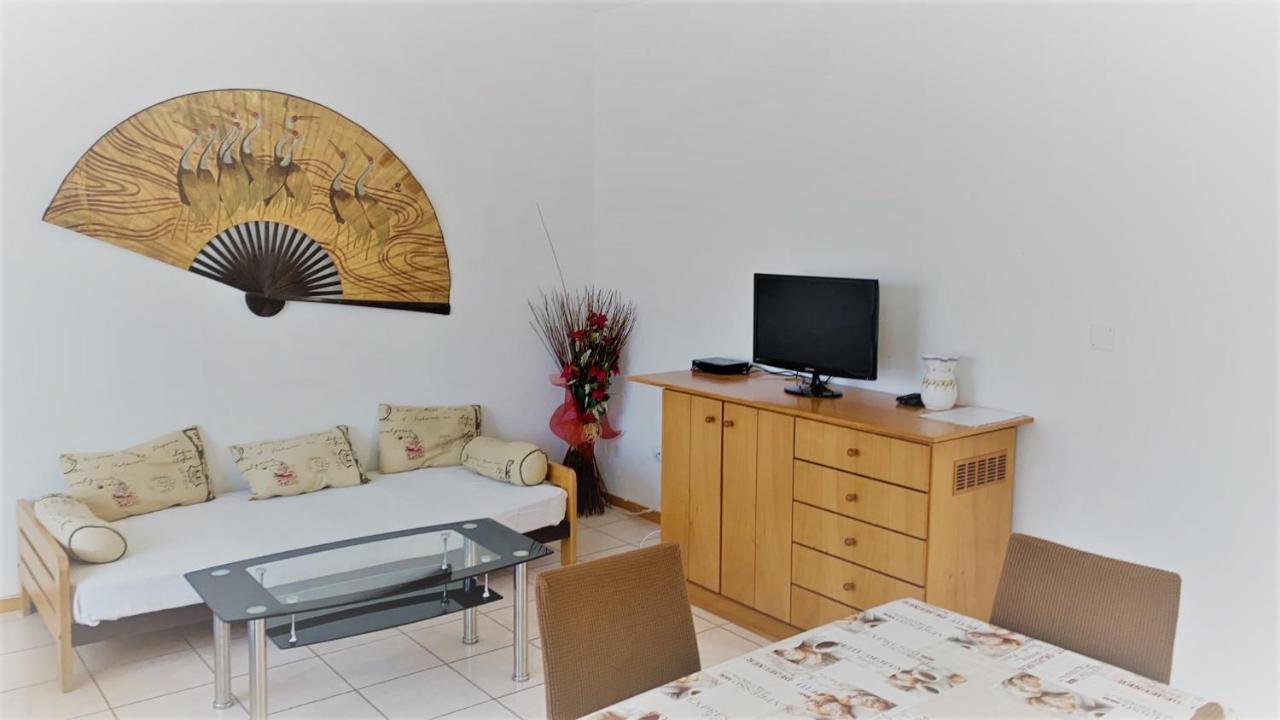 Casa Landoni Apartment เมนดริซิโอ ภายนอก รูปภาพ